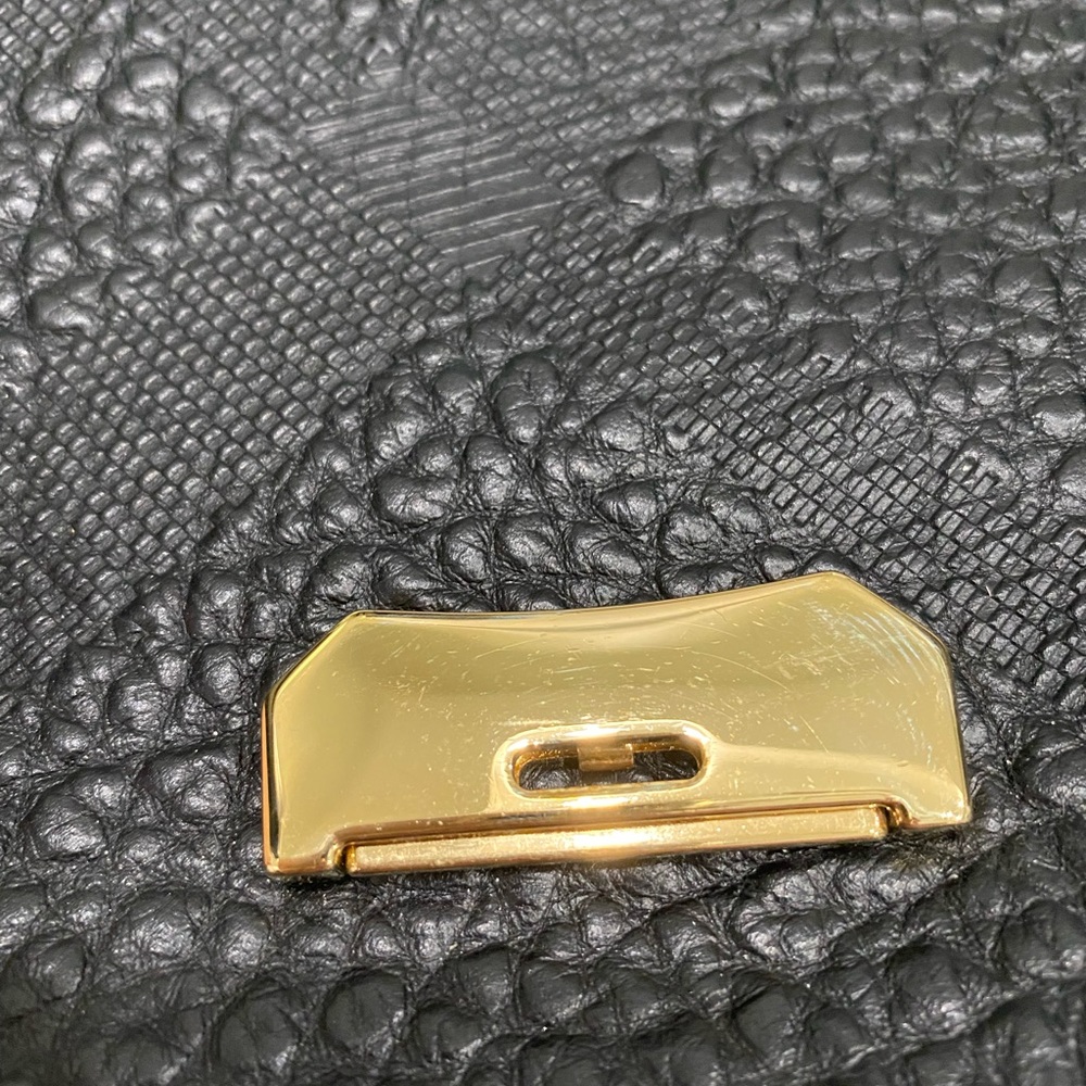Small Black Burberry Cross Body Purse - Picture 5 of 11